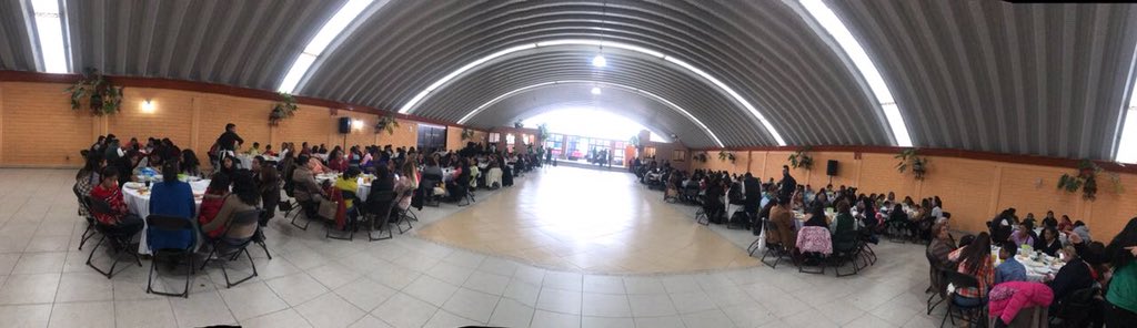 jairm66's tweet photo. Gracias por compartir conmigo el vínculo tan importante que tienen como madres dentro de sus hogares. Festejarlas y consentirlas el día de hoy, es lo mínimo que se merecen.
#SoyVerde #ActitudVerde💚 @PVEM_Metepec @verdeedomex https://t.co/Zbh7snjbMw