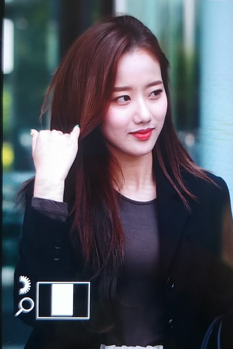 IMBELLIS_kr's tweet photo. 180515 #낭리뷰

#에이프릴 #나은 https://t.co/I1wEZCj0p0