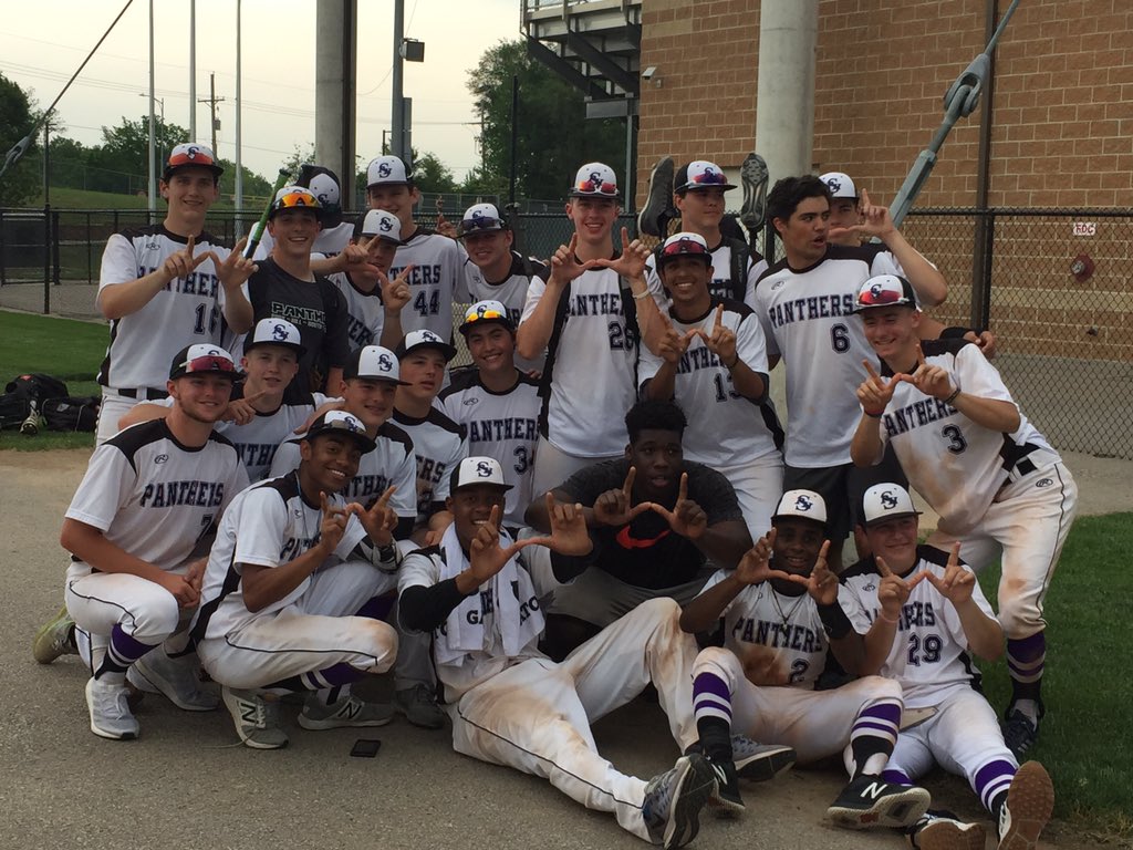 DiamondBooster's tweet photo. Big "W" today!!! So amazing to watch- thank you @RAGECAGE16 @phsouthscores @PHSPowerLift for the awesome support. Come out again Wednesday for the District Final at 330 and let's see what this TEAM can do!! ⚾️ https://t.co/FIdvqrKC8u