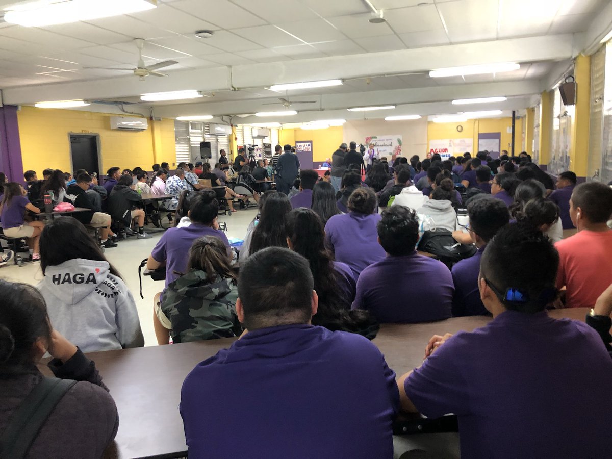 GuamDOE's tweet photo. Students at George Washington High School held a gubernatorial forum at the GWHS cafeteria. Students asked candidates about everything from education to taxes and more. Great job Geckos!! https://t.co/0wuEtJ48xT