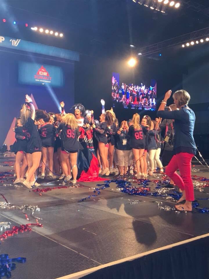 blamberamber's tweet photo. NEVER GETTING OVER THIS!!! Never forget Electric Blue 2017-2018 ⚡️💙 I love you all and we officially made the climb 😭 https://t.co/7DfRZMlU3h
