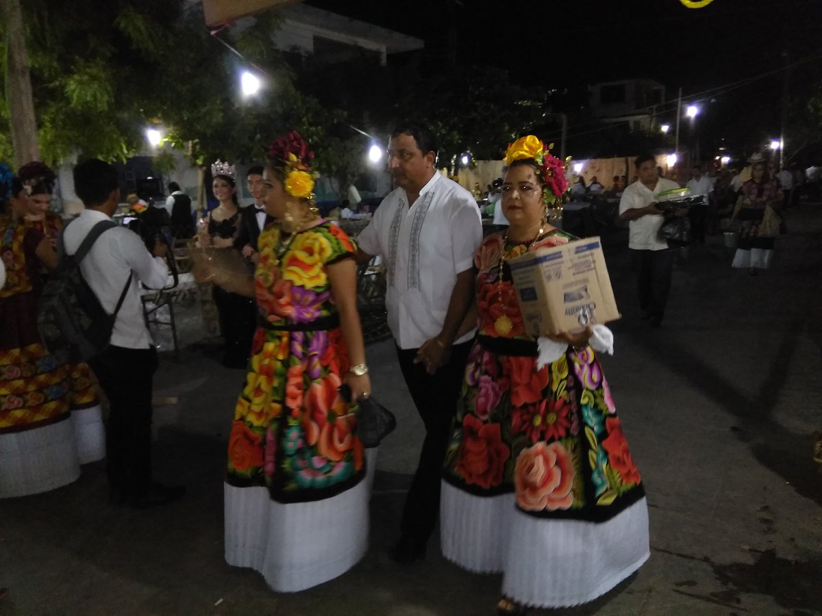 Excelentes la Vela San Juan del @IstmoTehuano y <a href="/TurIstmo/">TurIstmo</a> Visiten Oaxaca