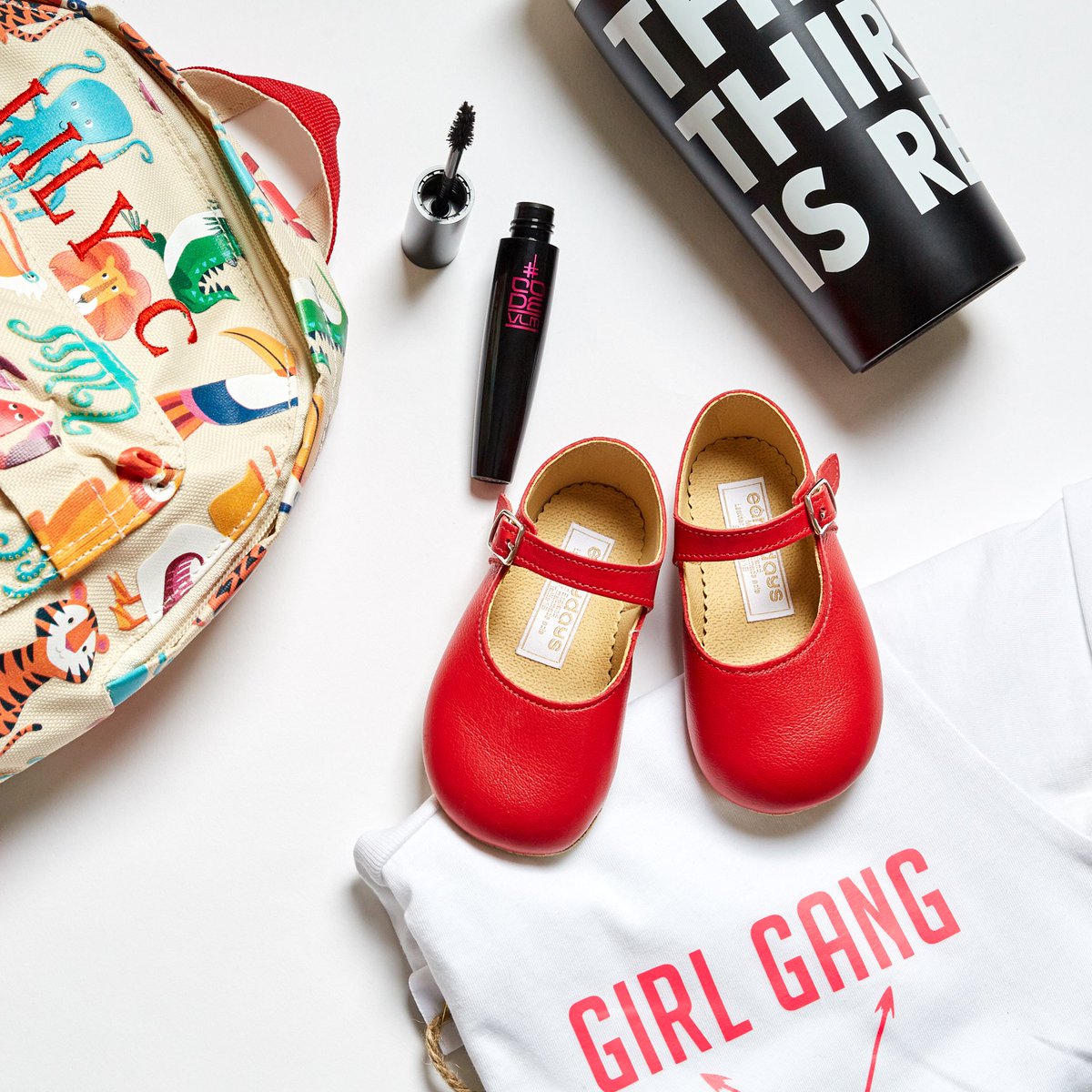 CODEBeautiful's tweet photo. Have you got your mini girl gang to get ready in the mornings as well as yourself? If you're anything like us, time is precious and your makeup routine needs to reflect that. We recommend using #CODEVLM to fake that wide awake look and have the best lashes at the school gate.💪 https://t.co/9B8xAHAYGx