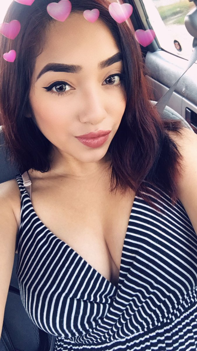 IamChabela's tweet image. A sad bitch 
add me on snap : Briannagcfan 
#Finepeoplefromtexas 
#besos