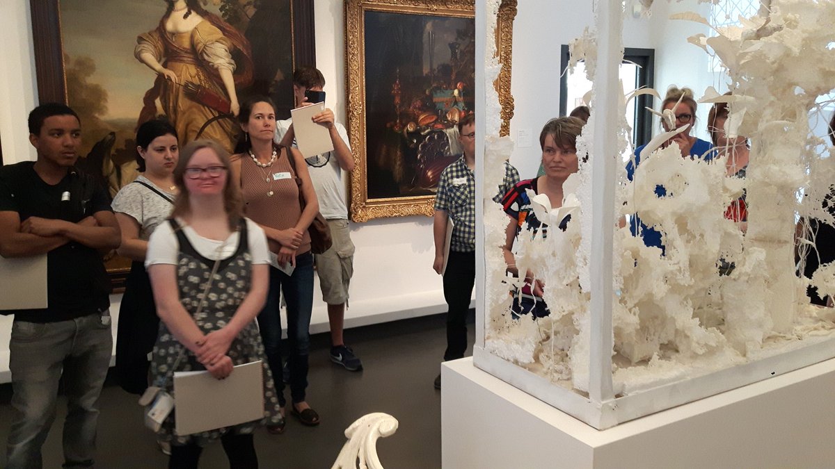 LindaOstendorp's tweet image. Rondleiding @CentraalMuseum Utrecht. 
#BuitenGewoonKunst