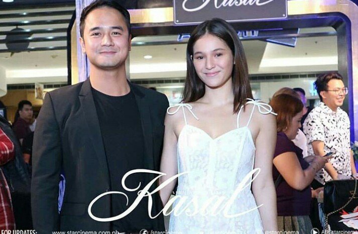 juanmigzbarbs's tweet photo. OMG fresh na fresh ang mammeh at daddeh! 💛

#JuanBieSaKasalPremiere https://t.co/1ElhUpvqRU