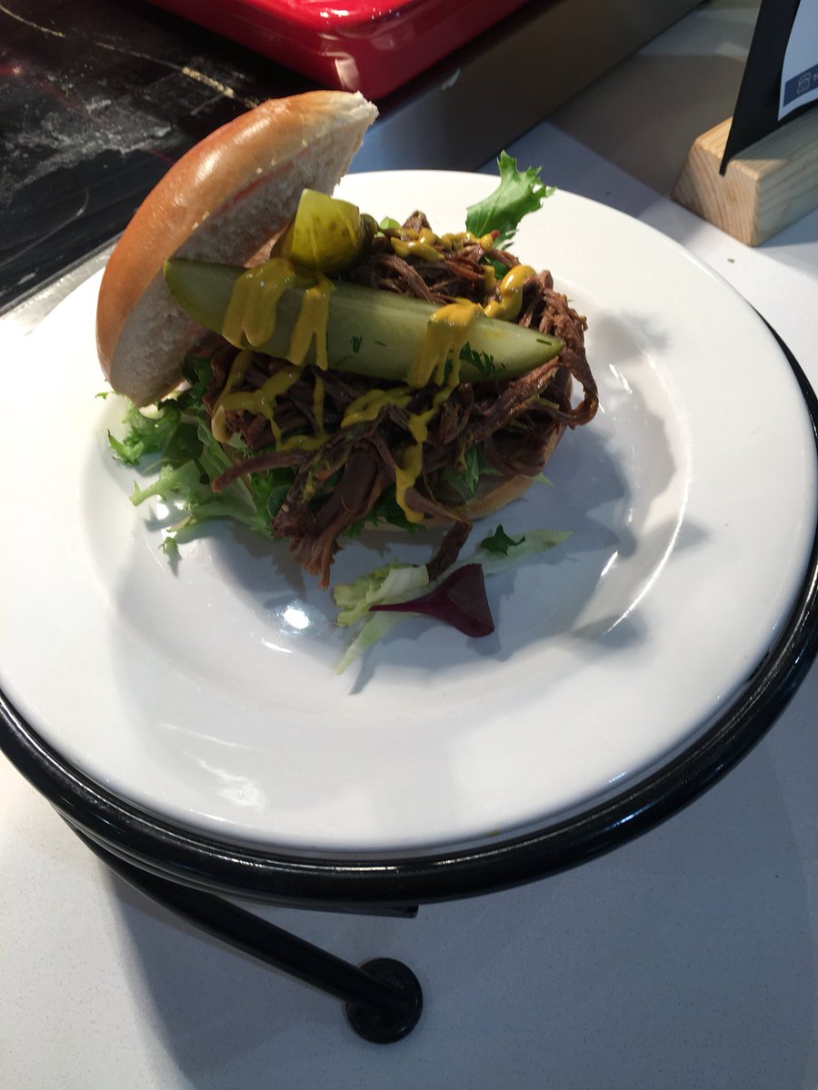 aviator_cafe's tweet photo. Come join us for a beef brisket bagel :) @fbpfarnborough @ardis_david @chandco https://t.co/aWUwiQUuav