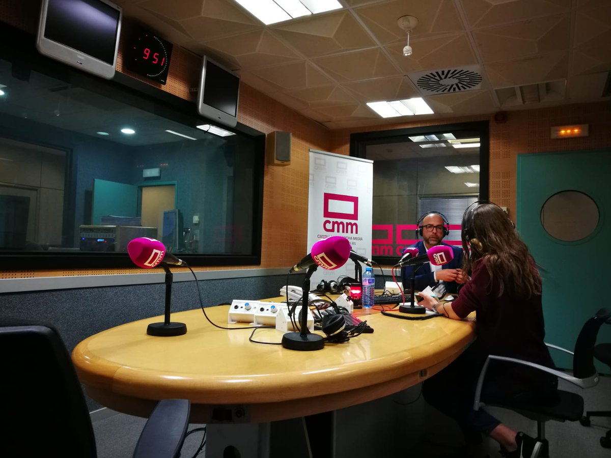 TVRLP's tweet photo. Hoy nuestro CEO y nuestra GM de visita en los estudios de television de @cmm_noticias y @cmm_es radio, hablando de #RealidadInmersiva y nuestra nueva @Stitched_app. Muchas gracias por invitarnos. https://t.co/MAul4lXUht