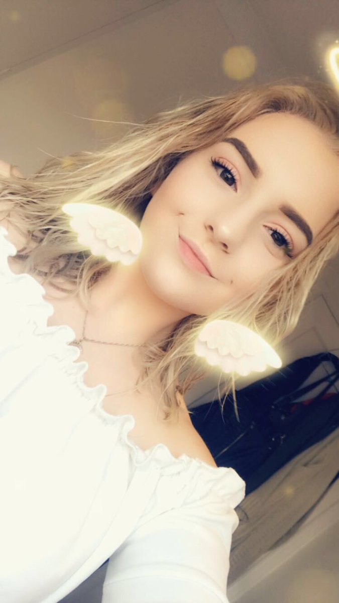 hollands_hoe's tweet photo. Happy Tuesday my lovelies💙
#TueadaySelfie 
@EthanDolan 
@GraysonDolan https://t.co/W4I2T5IdY1