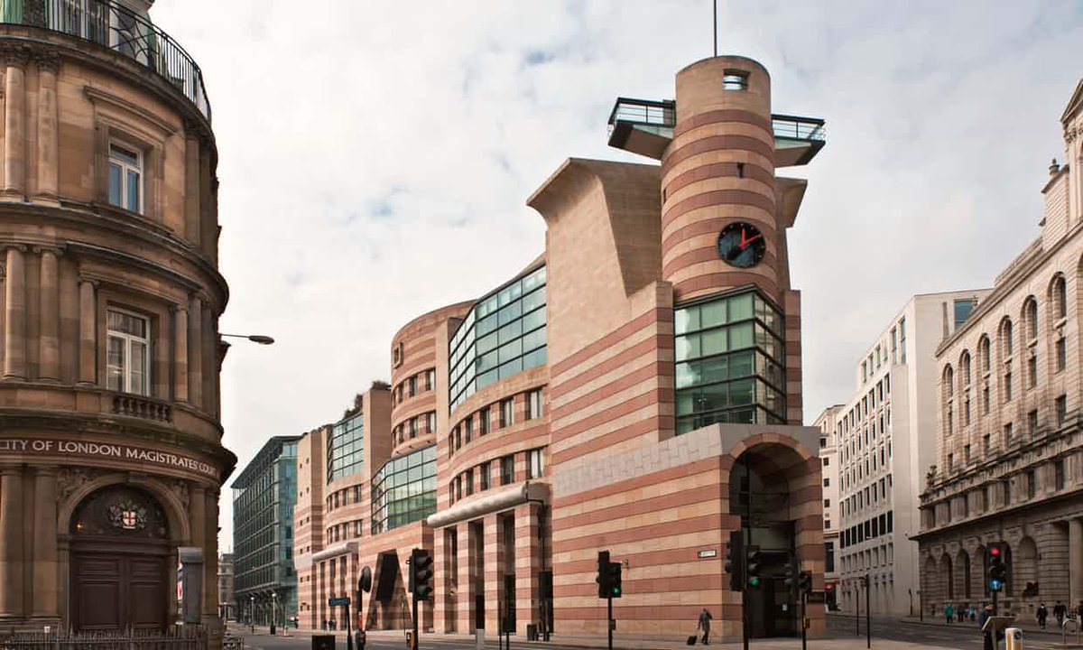 RIBA's tweet photo. Opinion: 'Postmodern architecture is making history – and about time' via @guardian https://t.co/X5I1UJYMU1 https://t.co/475fFudEop