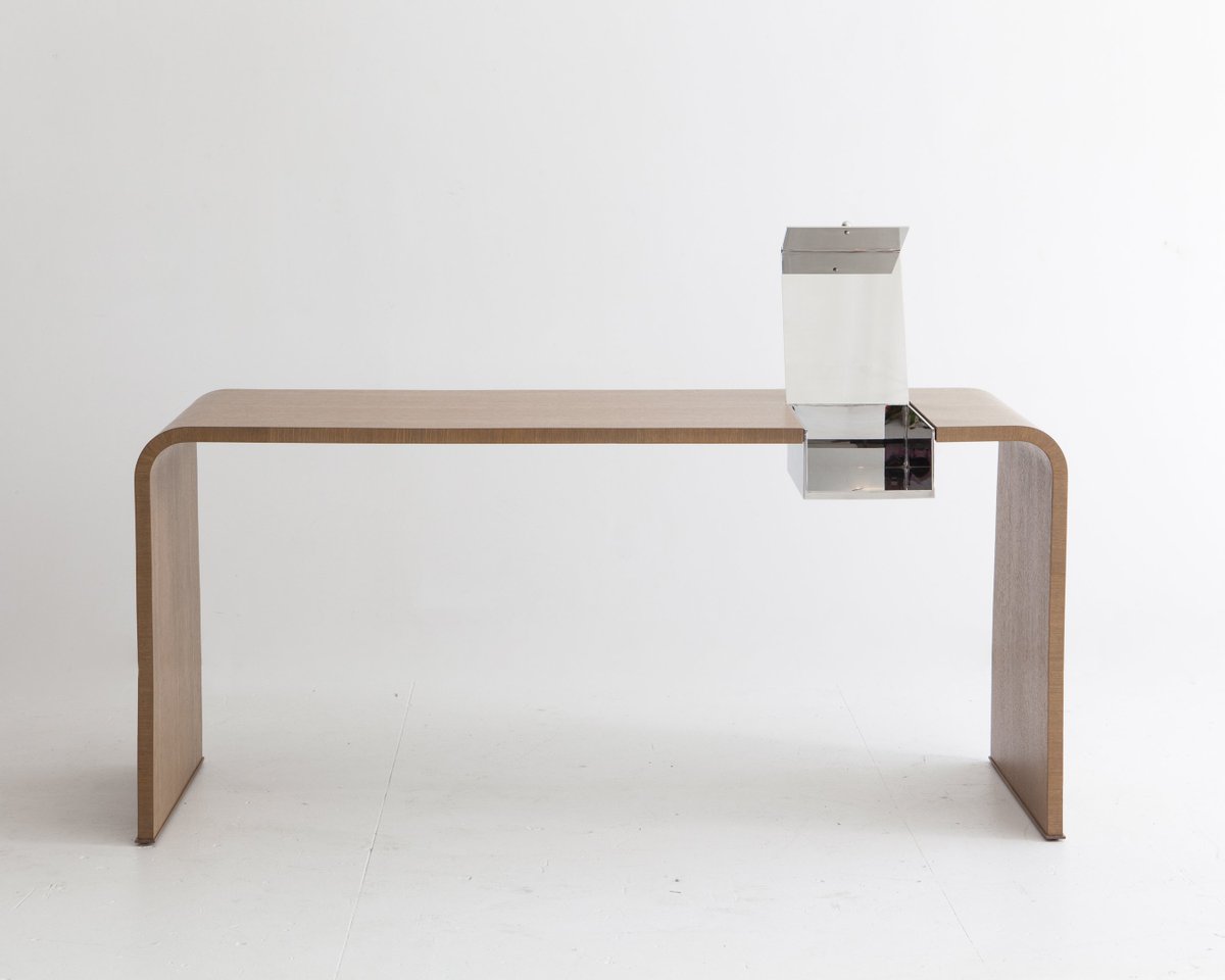 STUDIO_PUTMAN's tweet photo. Spacy console, designed by Andrée Putman for @Ralphpucciint, 1999
#RalphPucci #Console #FurnitureDesign #Frenchdesign #ProjetsPutman #StudioPutman #DesignProject #AndreePutman #ProductDesign https://t.co/iqlwBDYPsG