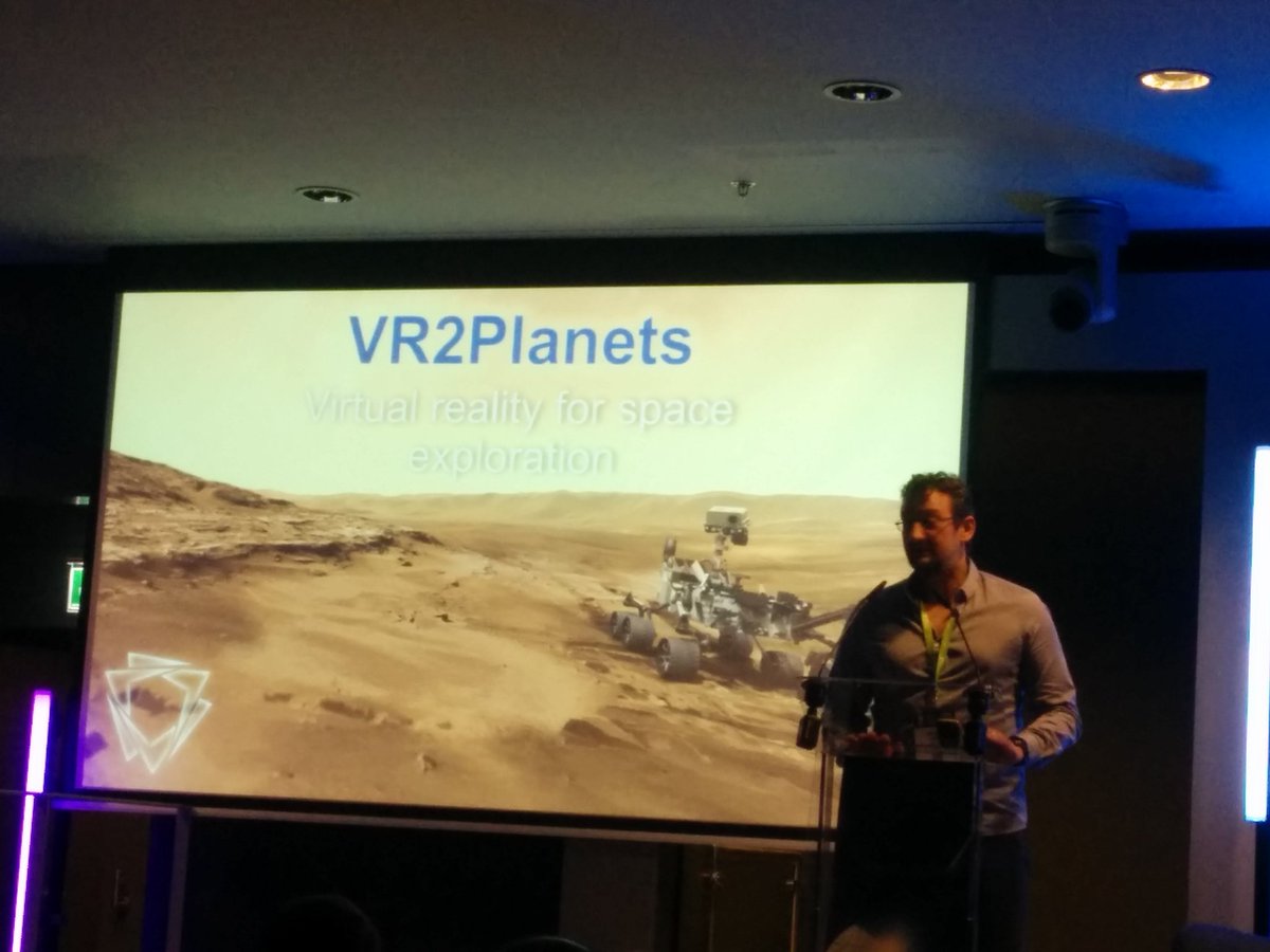 stiopa's tweet photo. @VR2Planets pitch at #SpaceForumEU https://t.co/DrguAYpHzl