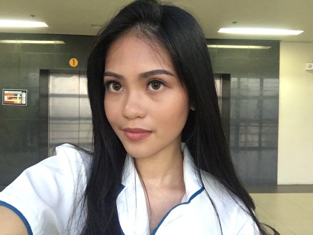 zharlafernandez's tweet image. #Grad18 🎓✨