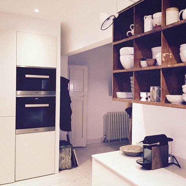 Old meets new in perfect harmony 😊 @siematic_uk @miele_gb 
#modernrusticdecor #oldmeetsnew #germankitchen #siematickitchen #luxurykitchens 
#minimalistkitchen