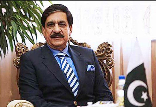 Waqtnewstv's tweet photo. غیر ملکی افواج نے افغانستان میں صورتحال کو مزید خراب کیا۔ کوشش کر رہے ہیں کہ طالبان امن عمل کا حصہ بنیں:ناصر خان جنجوعہ
#NasirJanjua #Afghanistan #Talliban #ISPR #ForeignArmy 
Read More :https://t.co/EHvQo66OWK https://t.co/OmFmsmSojy