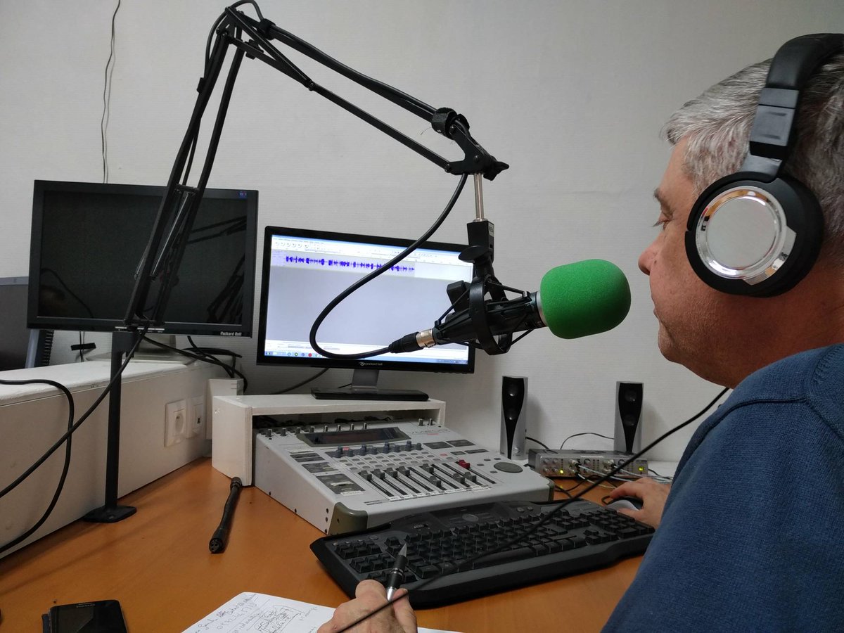 cetaradio's tweet photo. CETA Radio c'est votre Webradio Associative des Hauts de France écoutable partout.
#Radionomy #Radioways  #Radioline #ApplicationMobile #PlayerEnLigne https://t.co/R7j5qTtE9I 
On a besoin de votre écoute en direct pour continuer à émettre et vous proposer de l'originalité.
Merci https://t.co/nVQn2vcLAY