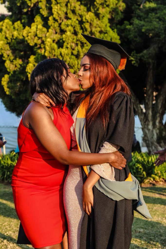 ZanelePotelwa's tweet photo. Last week... I was lucky enough to be photographed with my special QUEEN 😭😭😭😭😭😭😭😭😭😍😍😍😍😍😍😍😍😍👑👑👑👑👑👑👑👑my Graduate😍😍❤️❤️👑👑@athandwe_ I love you 😍😍😍 https://t.co/sPXHTLTnFj