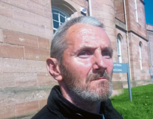 A “good Samaritan” had part of his nose bitten off after he acted to help two women he thought he saw in trouble in a car.

pressandjournal.co.uk/fp/news/invern…