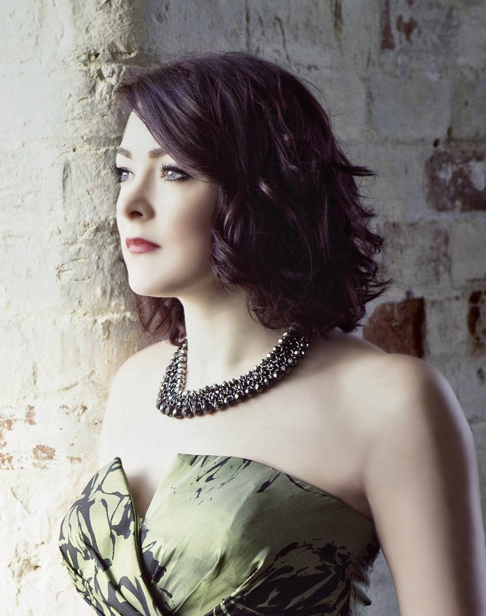 AbsoluteOpera's tweet photo. Not long to go till Absolute Opera's "Spring Sing" At The Lady Lever Art Gallery. We are delighted to be joined by the beautiful Soprano Jenny Williams for this recital. Don't miss it! 2-3pm 20th May 2018. @roylocketenor #SpringSing #AbsoluteOperaRecitals @LeverArtGallery https://t.co/x4npAKqKLg