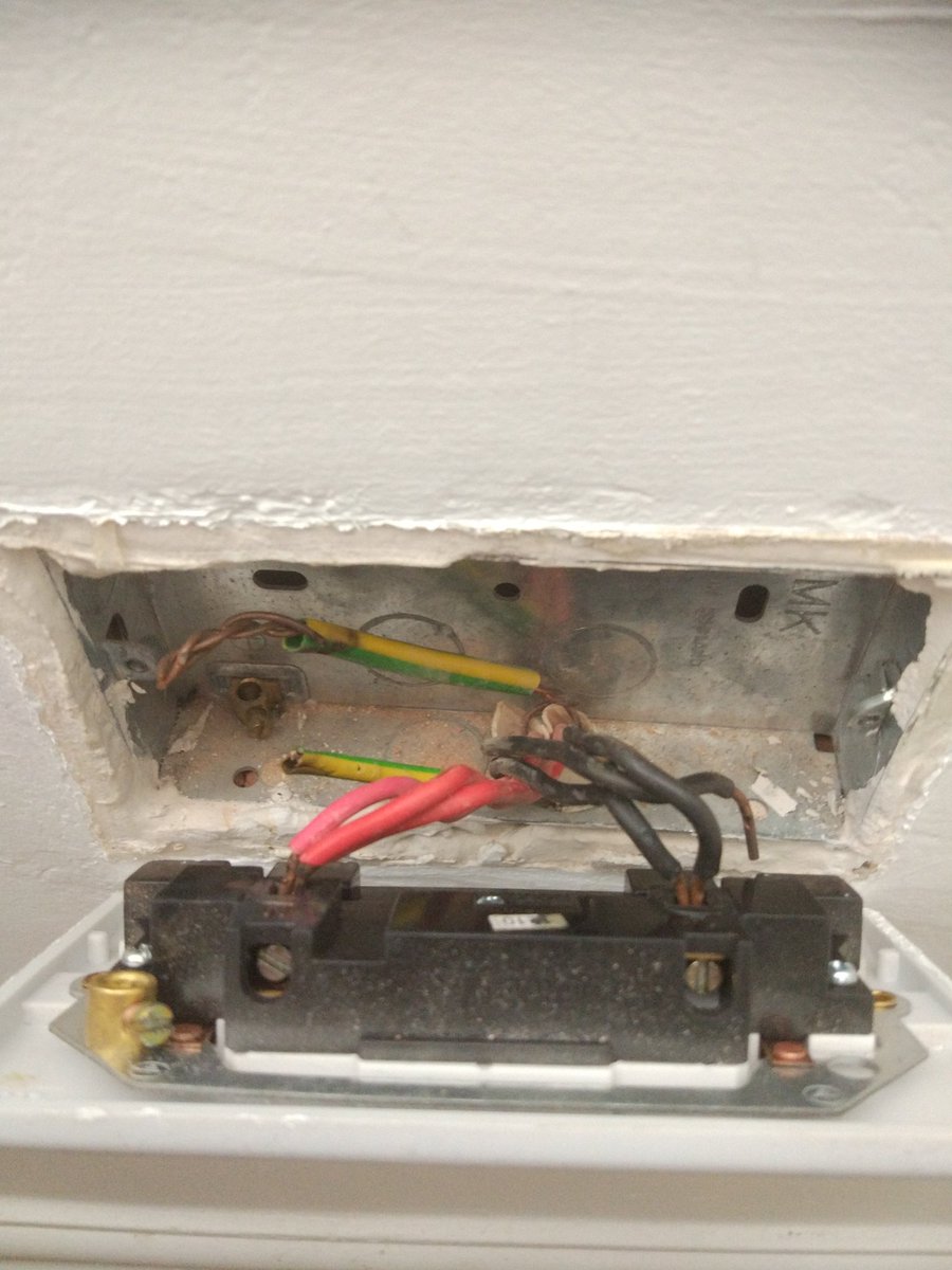 bosselectrical's tweet photo. Home inspections from £150 get it done now to avoid potential issues, this fault was giving the homeowners electric shocks from there shower https://t.co/bpNZztizWG