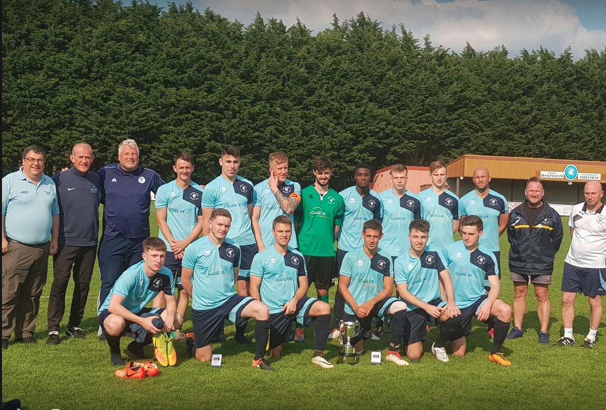 peteriches1's tweet photo. And that's the season finished, last game for Cart's @BuckinghamAth , they did him proud. https://t.co/11EtDXsTbv