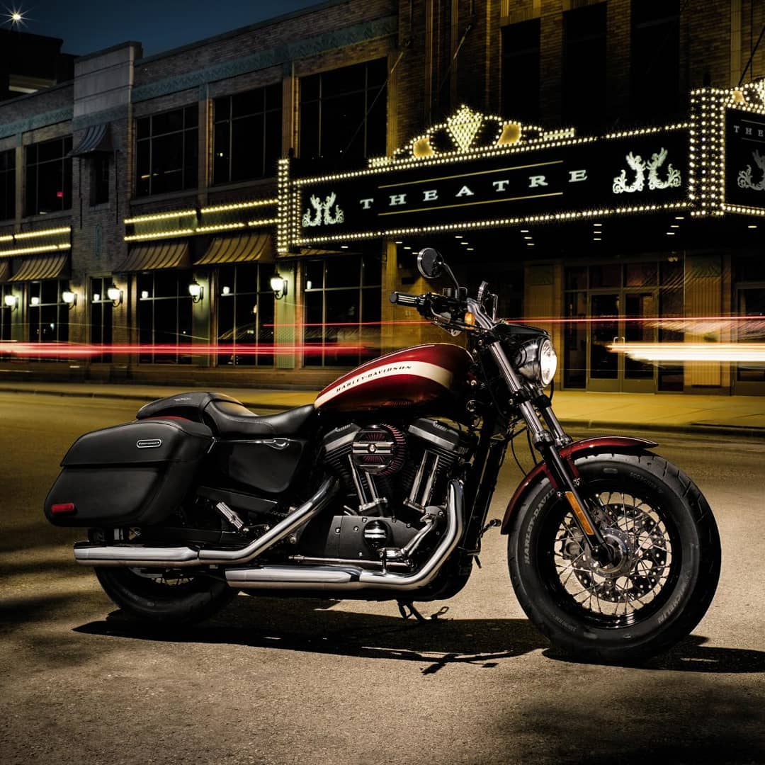 hogmena's tweet photo. Let the finishing touches be the first thing they see. Check out this custom 2018 #1200Custom. https://t.co/w0HwNGgUvU