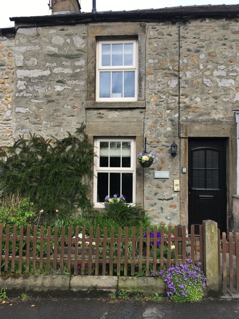 theholidaylet's tweet photo. Recently renovated Molly Cottage offers contemporary yet cosy accommodation for up to 4 people in two double bedrooms, with a wood burning stove to toast your toes after a days walking, cycling or exploring. From £380 per week. https://t.co/rXHEwzWgII https://t.co/CJrO0rQiJy