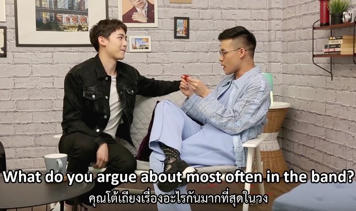 Daffodil0624's tweet photo. Q: What do you argue about most often in the band? #2PM 
#Nichkhun: About what to eat. 😂  #FoodIsSerious  
https://t.co/eYKDKXhcDf   #EnglishRoomTV https://t.co/CDxyFvsbmz