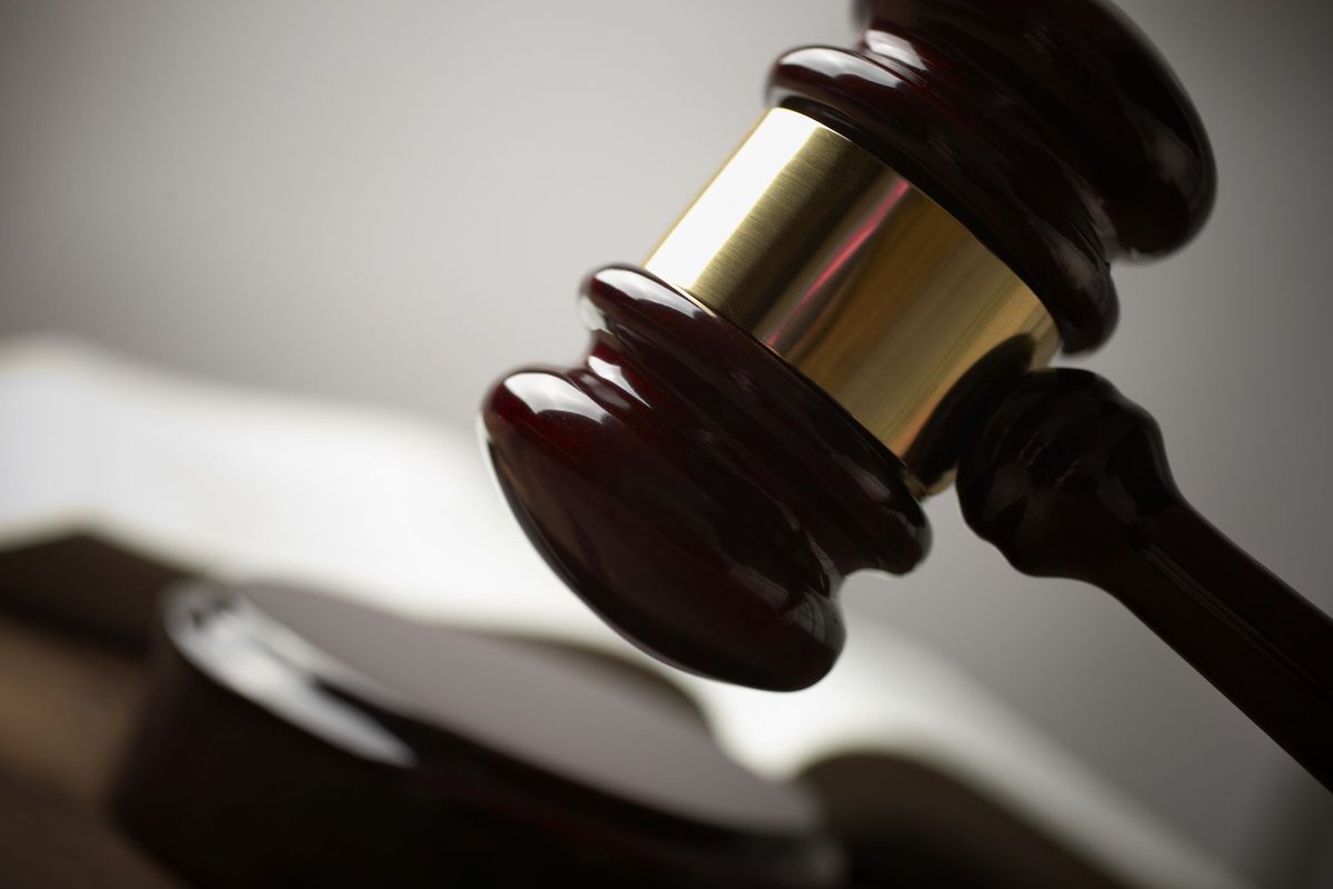 CoinDesk's tweet photo. Founders of ICO Endorsed By Floyd Mayweather Indicted for Fraud https://t.co/C3CFCeR58d https://t.co/rVI6kGv8iP