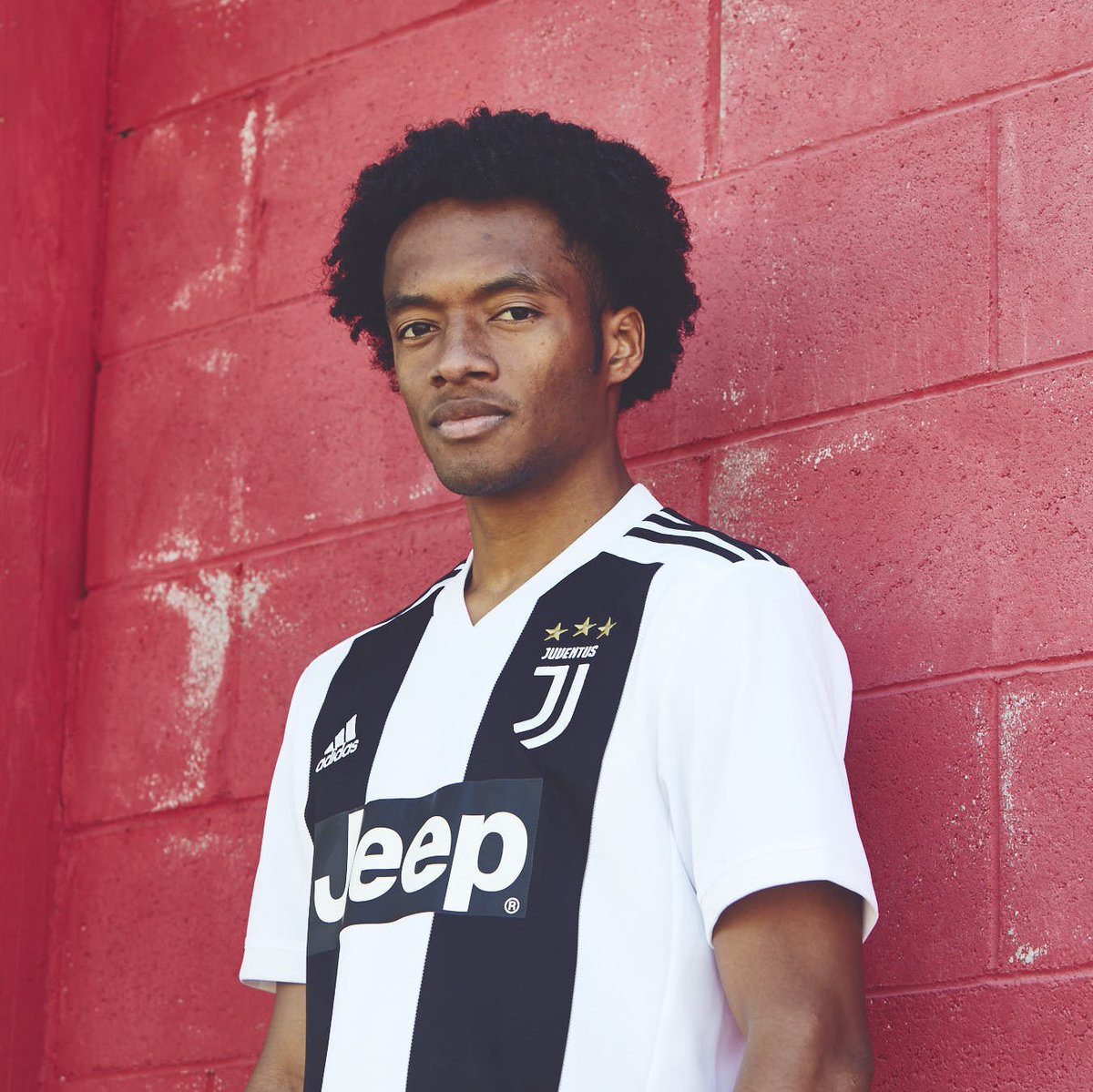 Juventus Le Nouveau Maillot De La Vieille Dame A été