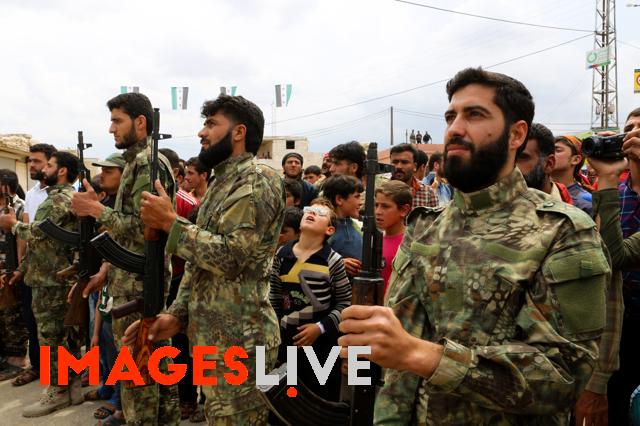 imageslive's tweet photo. Pro-Opposition Demonstration Near Aleppo, Syria
#Aleppo #Syria #Anjara #Demonstration #FreeSyria #Army #FreeSyrian #NuralDin #AlZenki #Rebels #Syrian #Syrian_Conflict #Syrian_Oppositi
Ph:Juma Muhammad/#IMAGESLIVE https://t.co/6ozoSkvvhW https://t.co/LXHIjs1Fh5