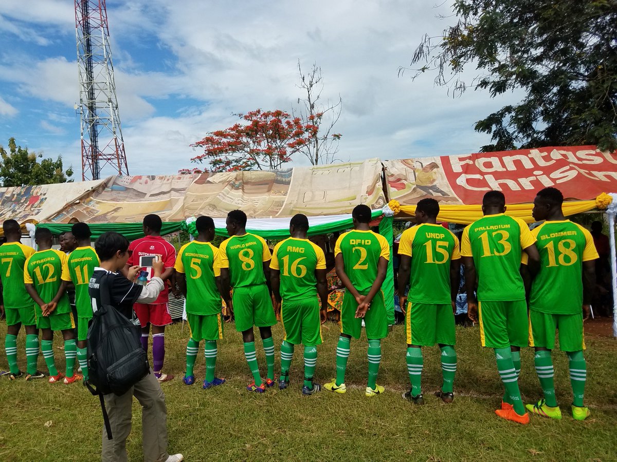 EZBudiansky's tweet photo. @touton_group  @P4Forests soccer tourney b/w communities w/in #climatesmart @cocoa #landscape 2 promote collaboration &amp; educate 2 tackle #deforestation in #Ghana &amp; show dif public/private actors involved. Luckily @IDH_buzz, @WorldCocoa Cocoa @ forest Initiative were good refs!! https://t.co/6W98vCRbi9
