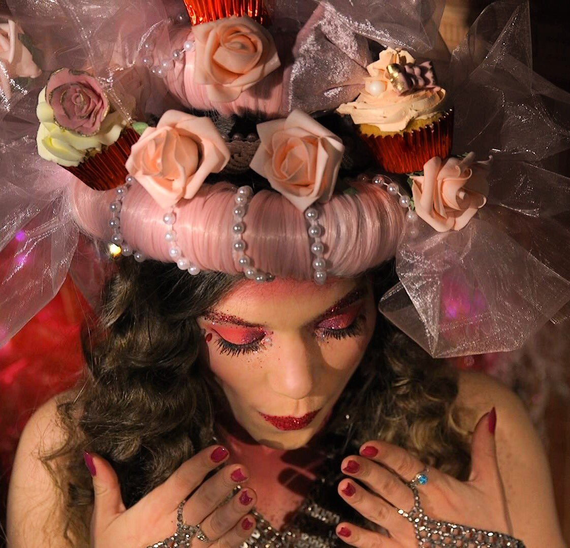 debrajayneart's tweet photo. My new short film: Seven Deadly Sins Evolution can be seen at the Atrium Gallery, Truro all this week. Pictured: Gluttony #truro #cornwall #shortfilm #musicvideo #foodie #pink #lemonstreet https://t.co/jXBqhtGwUj
