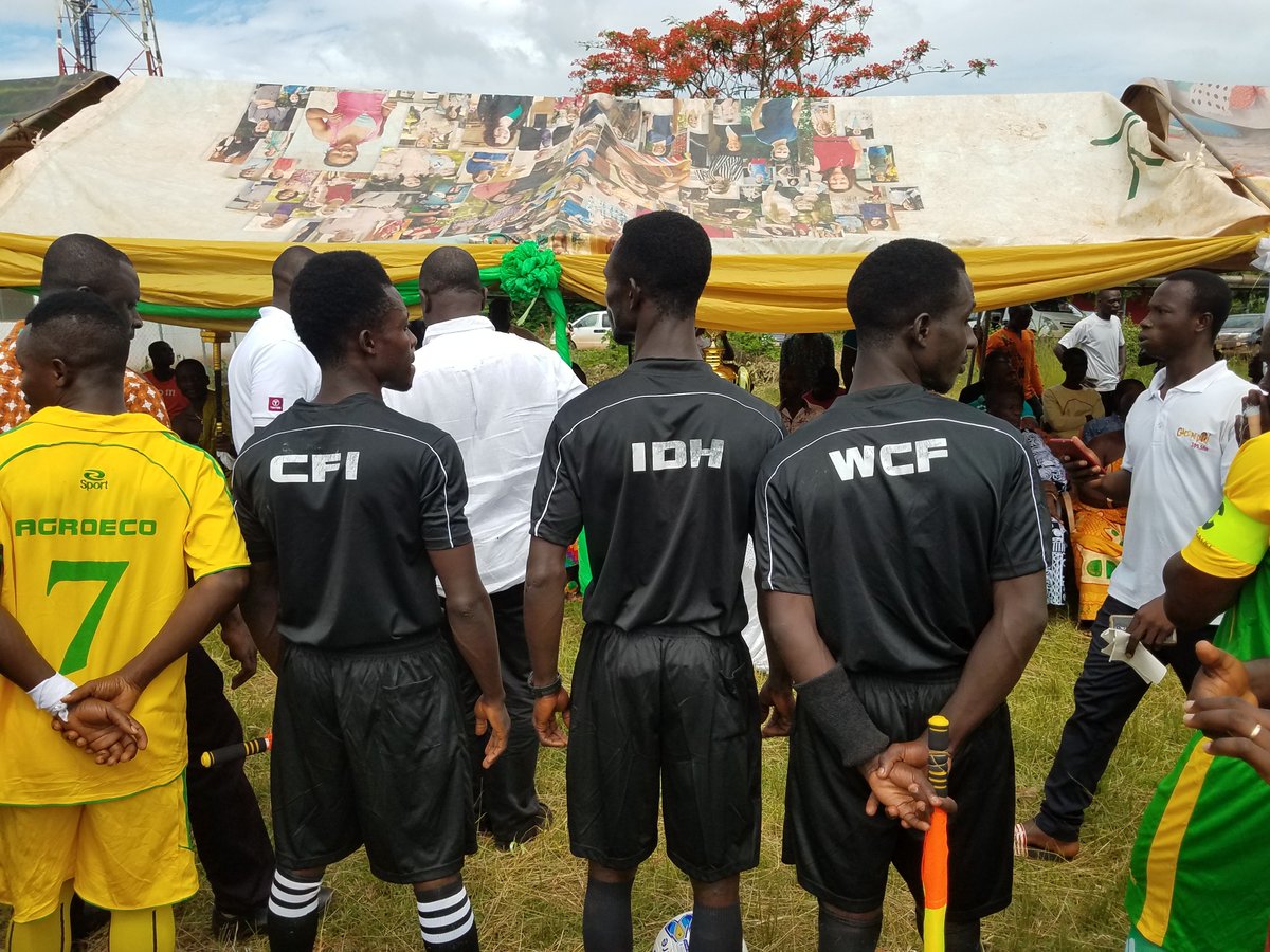 EZBudiansky's tweet photo. @touton_group  @P4Forests soccer tourney b/w communities w/in #climatesmart @cocoa #landscape 2 promote collaboration &amp; educate 2 tackle #deforestation in #Ghana &amp; show dif public/private actors involved. Luckily @IDH_buzz, @WorldCocoa Cocoa @ forest Initiative were good refs!! https://t.co/6W98vCRbi9