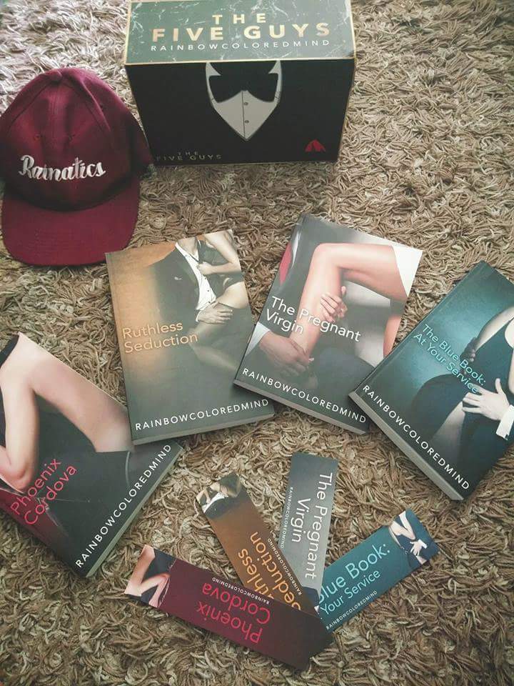 denisevanzanth's tweet photo. @rcmwp 5 Guys Book Book Set by RainbowColoredMind 💕. Sobrang ganda at worth it ang pagbili ng mga libro na ito makikita sa Quality ng books sobrang ginalingan, nakakaganda din yung bookbox para secured talaga ang mga books. Thank you for this Miss Rain 😘😘😘!!! 

#rainatics https://t.co/s3ZSodmSnh