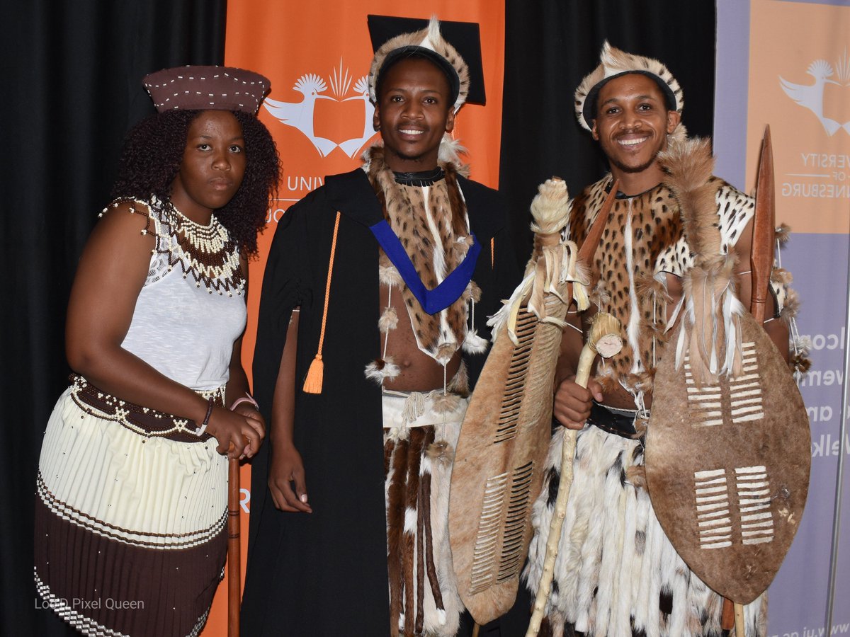Uncle_JayB's tweet photo. @Bafana_Tshaba's Graduation ceremony on 14 May 2018 at @go2uj.
We did it the African style, we danced we had fun, he collected the certificate successfully. Happiness was the order of the day
#UJGrad2018
#BafanasGraduation https://t.co/DQhOCGswN1