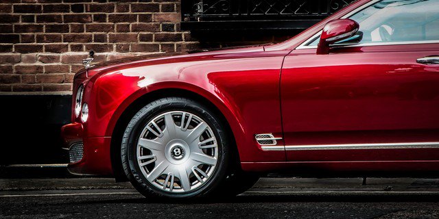 Soundof_Speed's tweet photo. Car lovers we want you, especially if you have an exotic car! So...fill up your tank, sound your engine and give us a call if you want your beast to take part in Run the Runway at #SoundofSpeed18 https://t.co/rFq6tATAnP https://t.co/oRBFPxGXyE