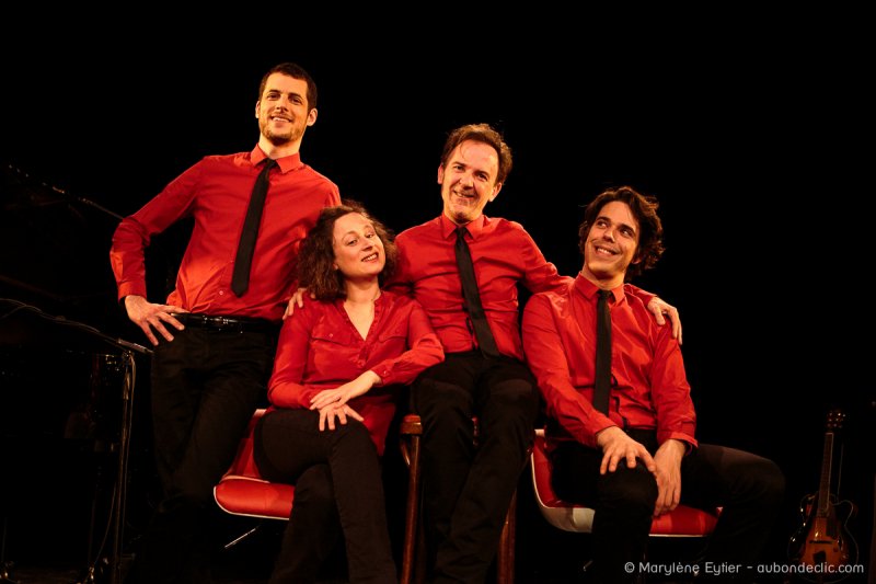 Les_Goguettes's tweet photo. Ne vous fiez pas à leur air un peu benêt : c'est juste qu'ils sont contents de retourner au Théâtre Trévise ce soir. Attention, plus que 3 représentations !

> https://t.co/FZOq6PmhNj https://t.co/KT5Rff0LNJ