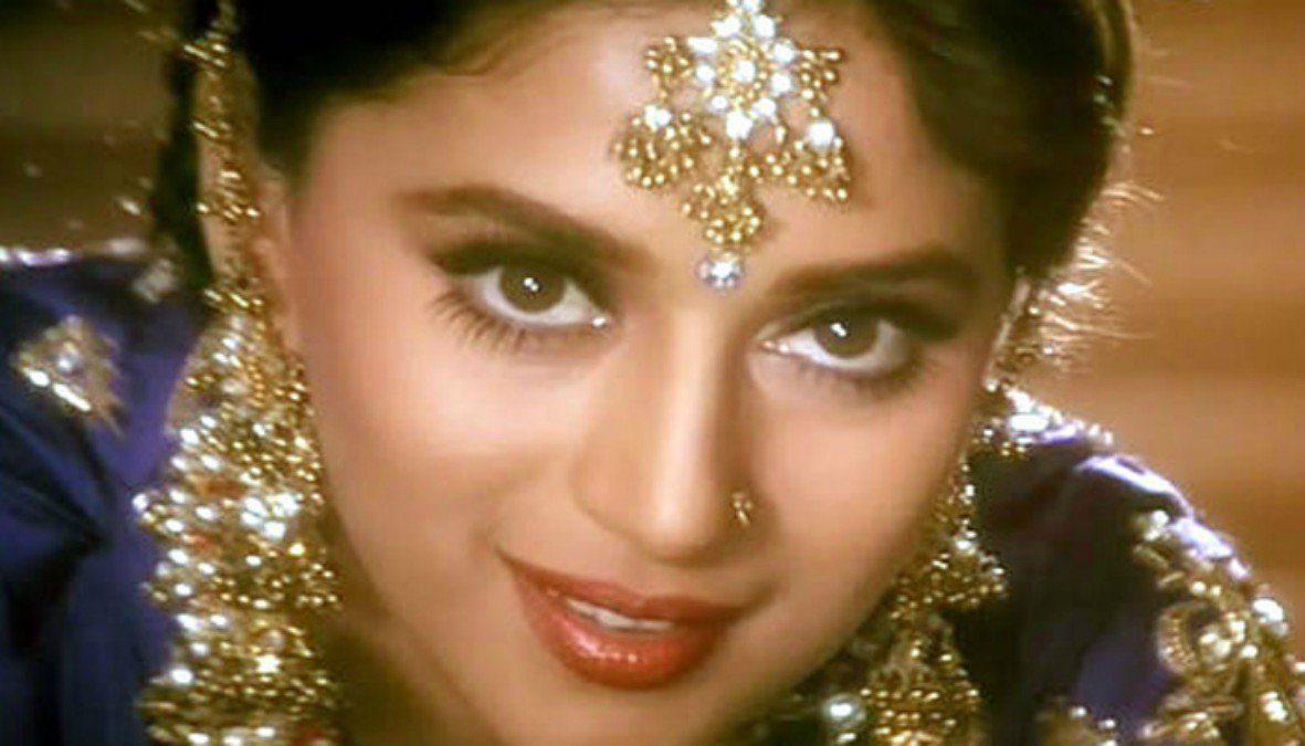   Happy Birthday madhuri dixit Mam  