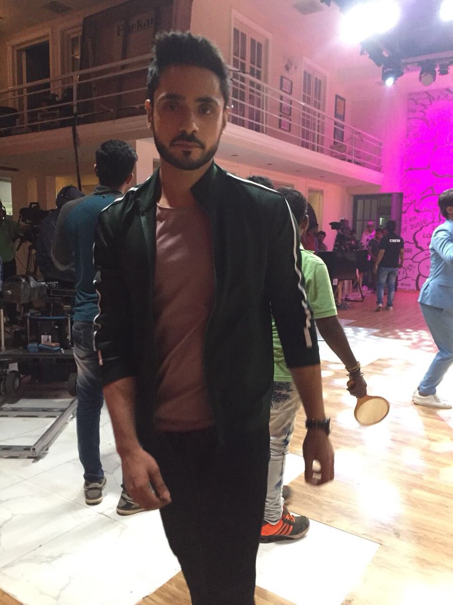 adnan_abkhan's tweet photo. But falling for you was my mistake #socalloutmyname https://t.co/s0jQ68Batk