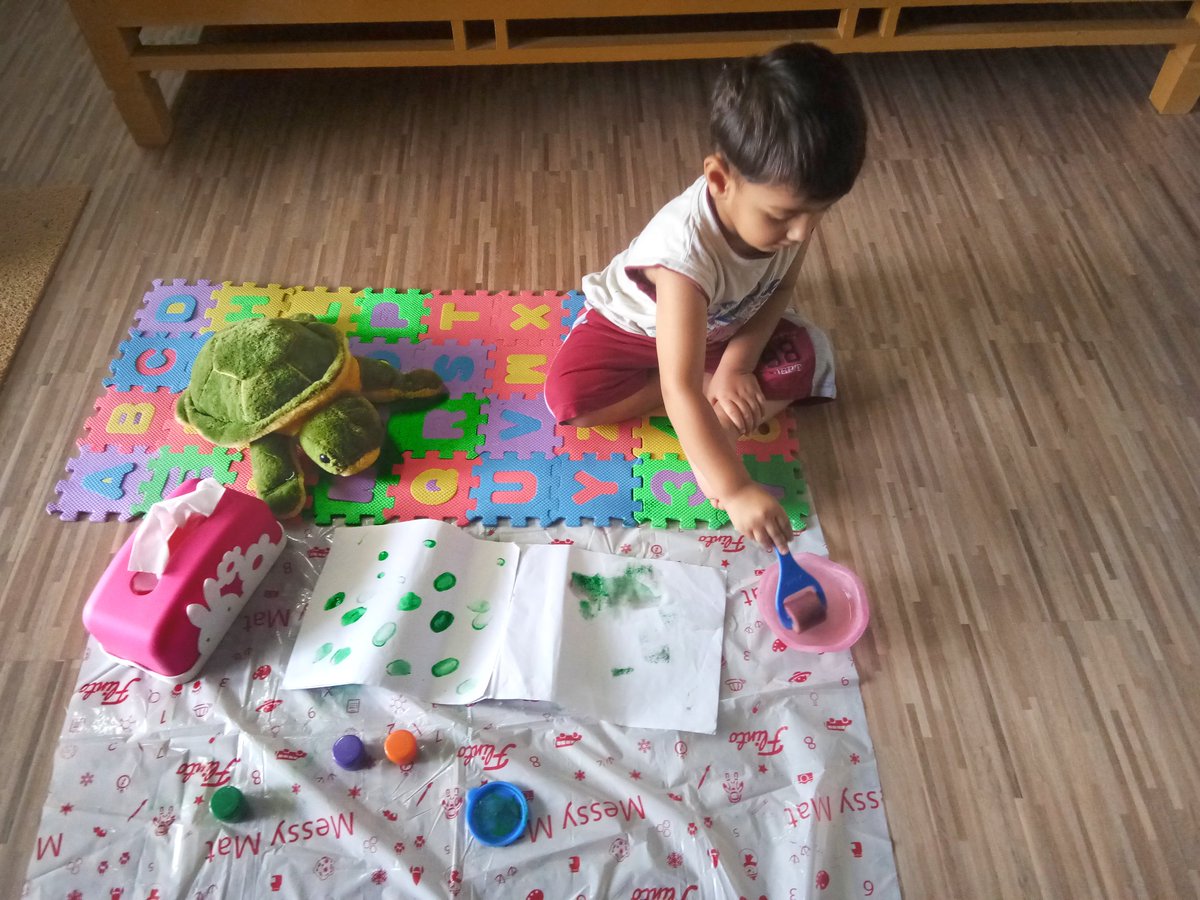 Nishi53670177's tweet photo. During summer & ramadan, I try to indulge him in indoor activities@flintobox #goodforhim
#indooractivities #playschoolathome #homeclasses #painter #paintingsession #homeschoolinghim #summeroutfits #summerready #flintobox #subscriptionboxes #indianmommybloggers #indianinfluencers https://t.co/d2tfgaYKbM