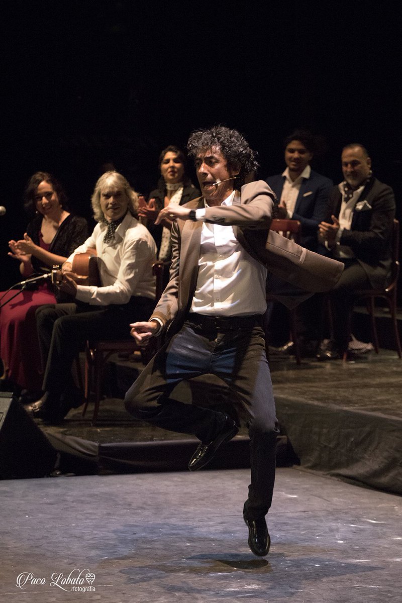 ‘Señorialmente’: un milagro maravilloso, el making off de un día inolvidable, por @francismarmol79 con inmensa galería fotográfica de Paco Lobato <a href="/Carretehomenaje/">Carrete El Homenaje</a> deflamenco.com/revista/especi…