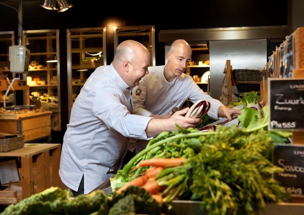 DutchCuisine's tweet photo. Wij zijn trots te melden dat naast @PersijnAms, ook @NobelAmeland, La Kantina, @Panbos , de @Daelhemergroeve en @FletcherHotels Wageningsche Berg zich onlangs hebben aangesloten bij @DutchCuisine.

#DutchCuisine #Futureproof #Groentenindehoofdrol https://t.co/lL887zeIVd