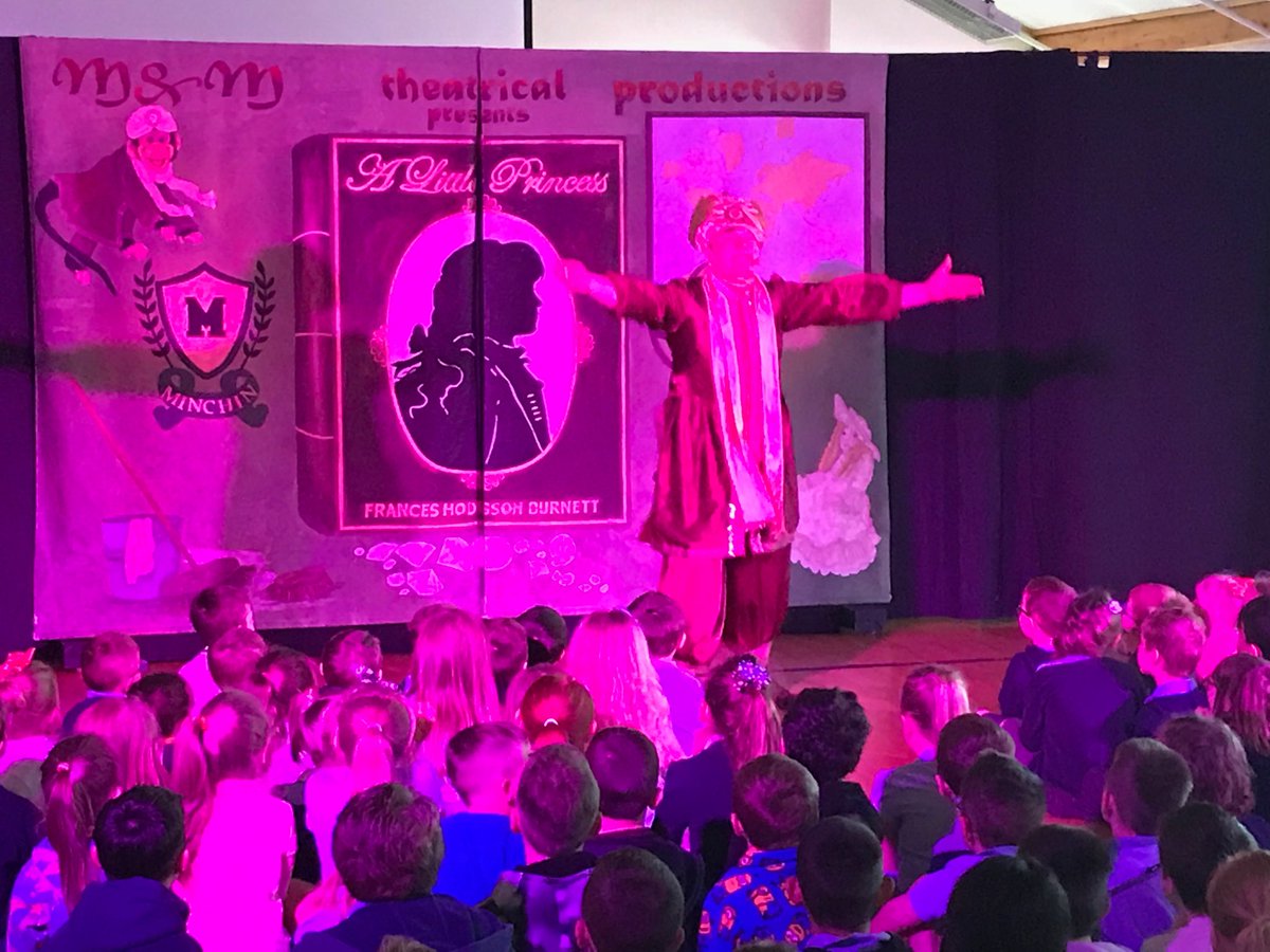BrynYear2's tweet photo. And they’re off! https://t.co/e6nupSzYq4