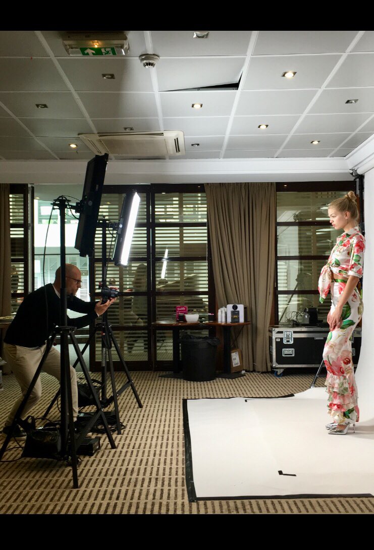 MrEvent_'s tweet photo. Fitting before tomorrow fashion show #FestivaldeCannes2018 #Amfar2018 #CannesFilmFestival2018 #cheffmanager https://t.co/fexgHxr9HE
