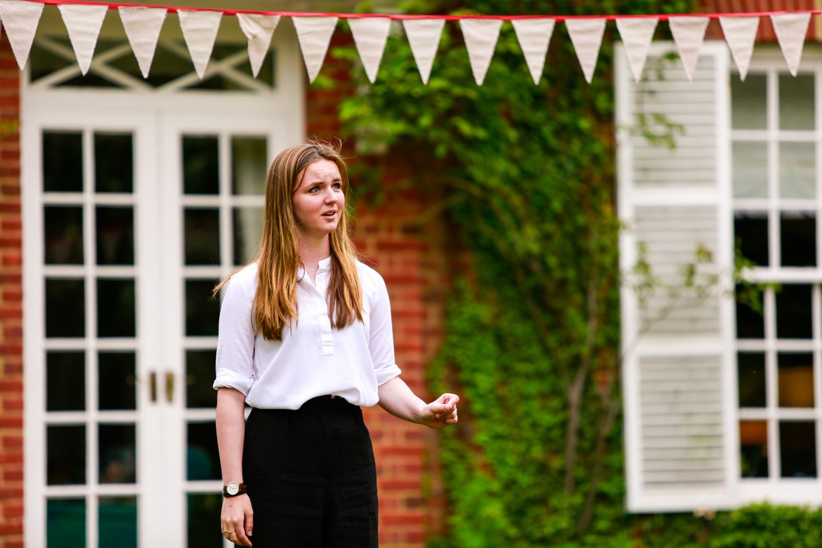 WellingtonUK's tweet photo. Last Friday we were treated to the wonderful 'Shakespeare in The Master's Garden' marking the end to a brilliant week of Welly Fringe performances! 🎭 #WellyIndividual #OnlyAtWelly 
📸 See the full album of photos here: https://t.co/iR6Jxvzjm9 https://t.co/LfAOqxBEMW