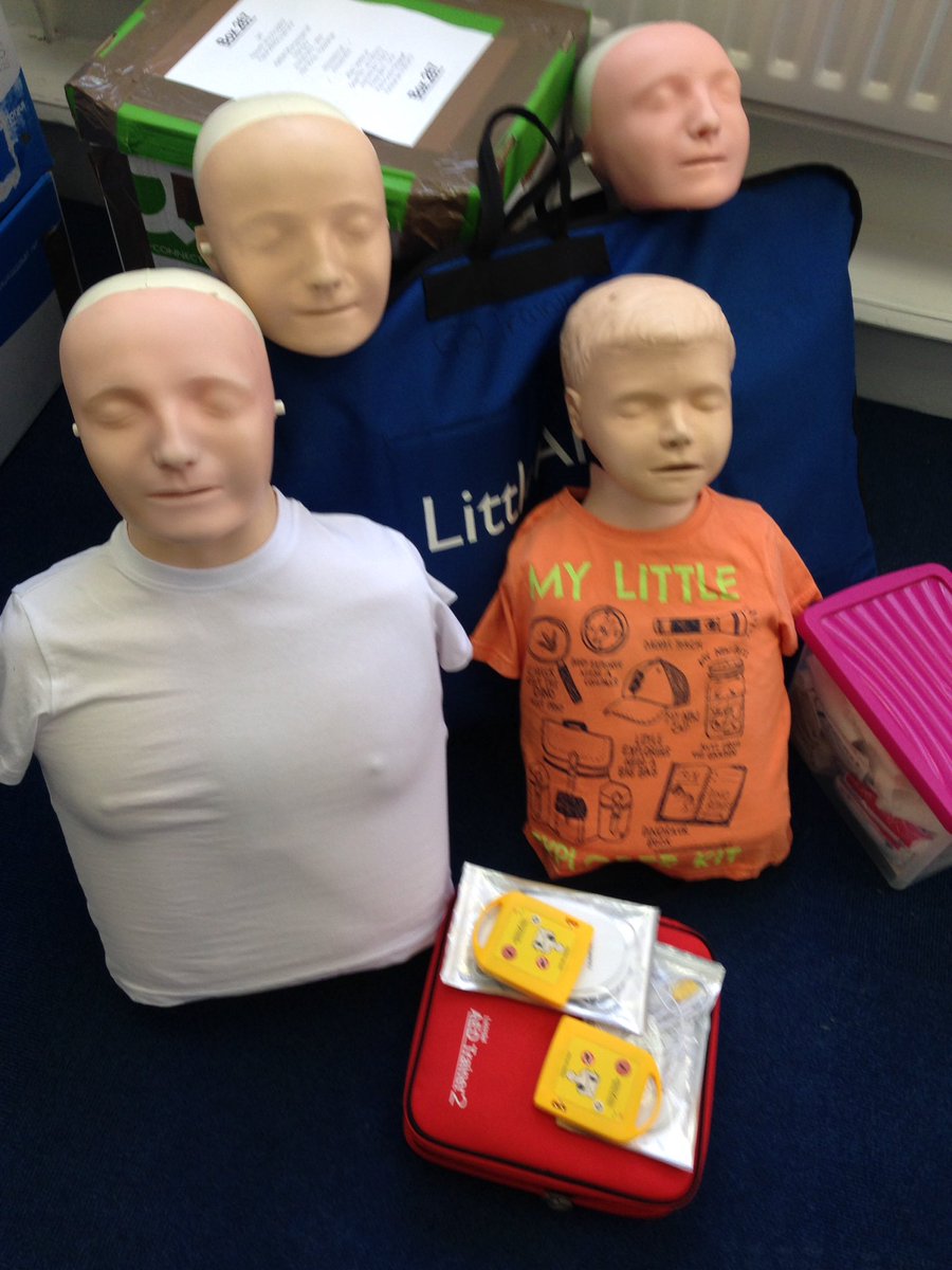 AssuredTC's tweet photo. The team are ready to welcome the FAB ladies at Lamburn and Turner in Wheathampstead for a 3 hour First Aid session #safer smallbusinesses #safecommunities #funlearning https://t.co/qVdR69Phk1