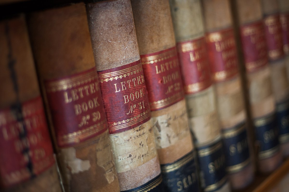 skibo_castle's tweet photo. The Skibo Library is home to thousands of century-old books, making it a veritable treasure trove for bibliophiles. #skibocastle #thecarnegieclub #scotland #library #castlelibrary #books https://t.co/gtBHxgGcn6