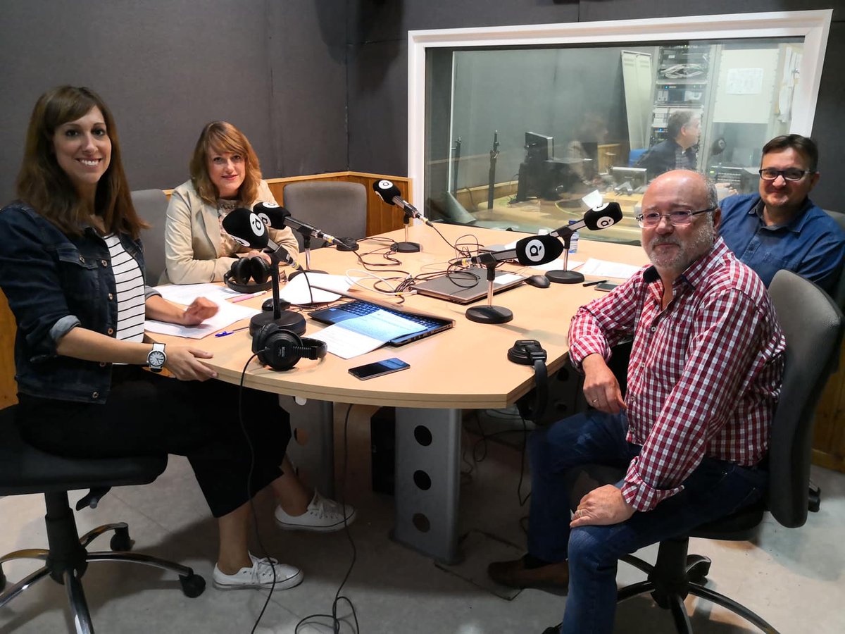 AlrasAPunt's tweet photo. 🌱 @mariajpico entrevista #EmilioLaguna, cap de conservació de #flora @GVAagroambient, per a parlar de #microreserves i plantes carnívores al nostre territori.
👉🏻 Escolta'ns en https://t.co/BG0qoW7nvL https://t.co/K2p12Od8b4