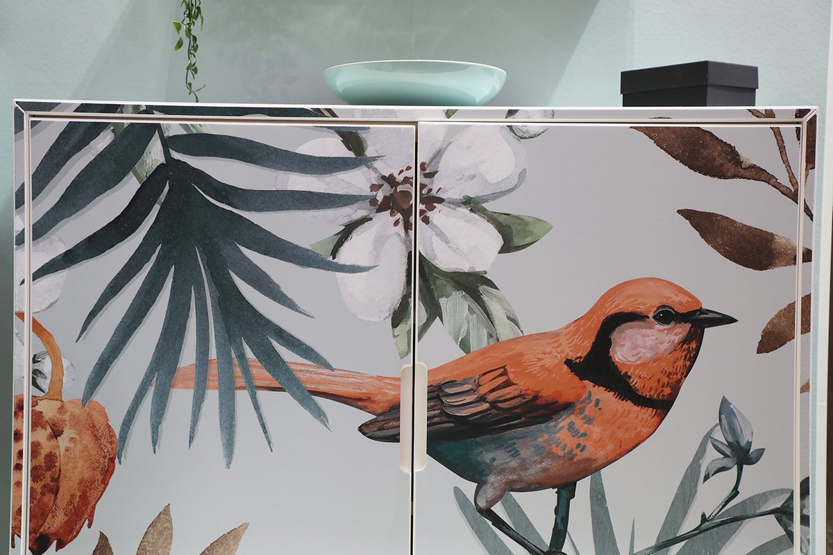 CanonEMEA's tweet image. Make any space your own with personalised interior décor. Learn how to #UNLEASHPRINT on the Canon stand at #FESPA.